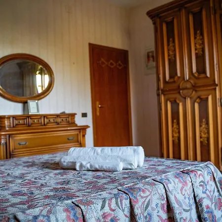 B&B Bellevue فندق مبيت وإفطار سان جيوفانّي تْيَتينو